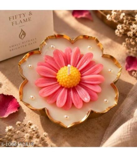 Daisy Urli Candle